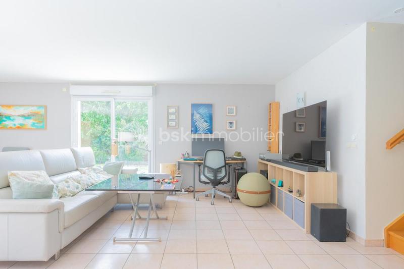 Maison traditionnelle - 110 m² - 4 pièces