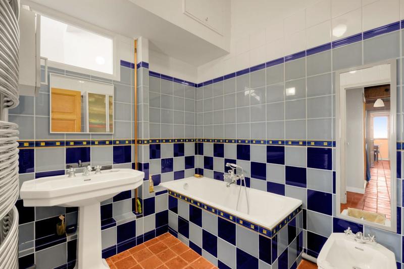 Loft - 125 m² - 5 pièces