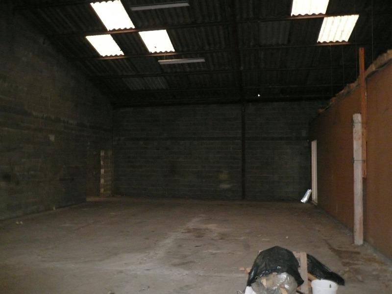 Local commercial - 740 m² - 8 pièces