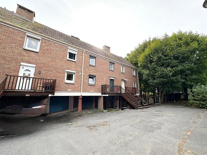 Maison - 92 m² - 5 pièces