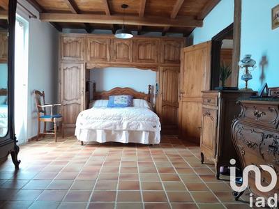 Maison - 190 m² - 8 pièces