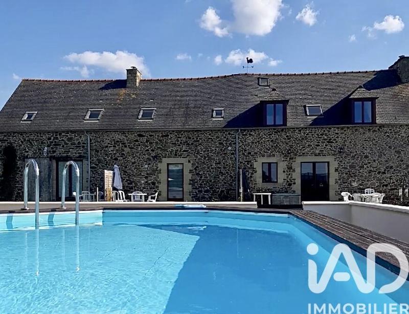 Maison - 217 m² - 8 pièces