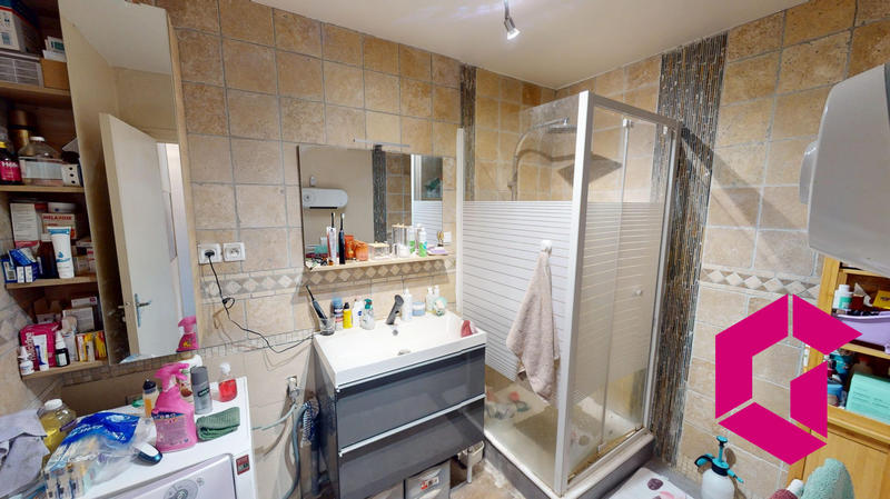 Maison - 102 m² - 5 pièces