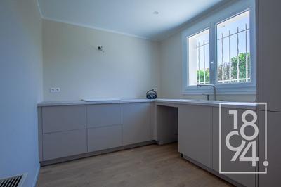 Maison - 96 m² - 4 pièces