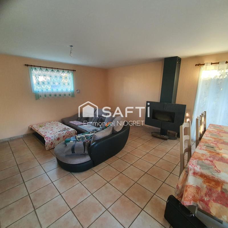 Maison - 96 m² - 5 pièces