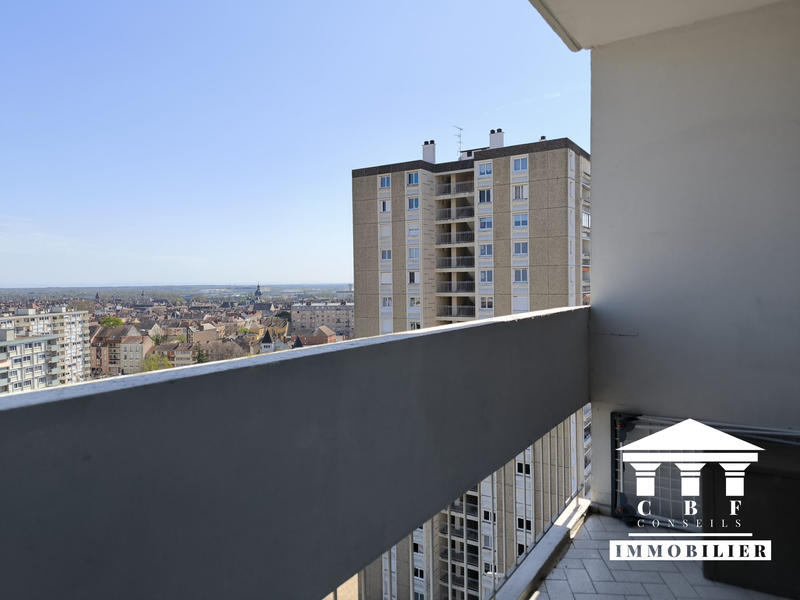 Appartement - 77 m² - 4 pièces