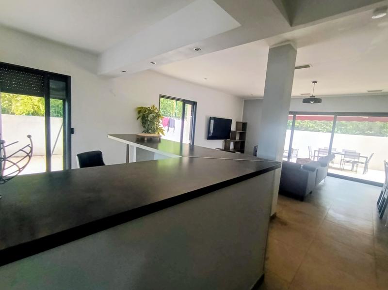 Maison contemporaine - 143 m² - 5 pièces