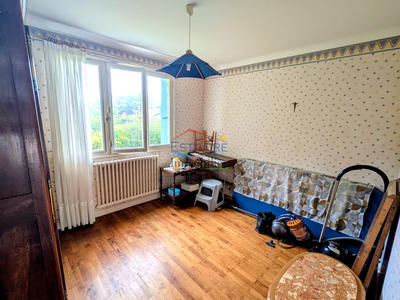 Maison - 83 m² - 4 pièces