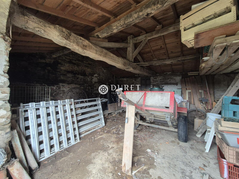 Maison traditionnelle - 88 m² - 4 pièces