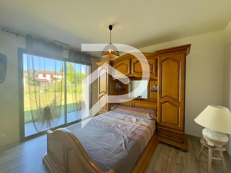 Maison - 190 m² - 6 pièces