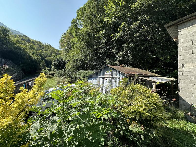 Maison de village - 1 400 m² - 4 pièces