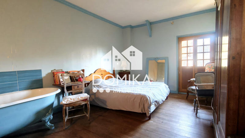 Maison ancienne - 198 m² - 5 pièces