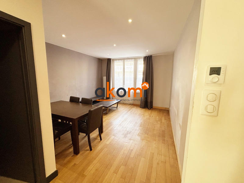 Appartement - 80 m² - 3 pièces