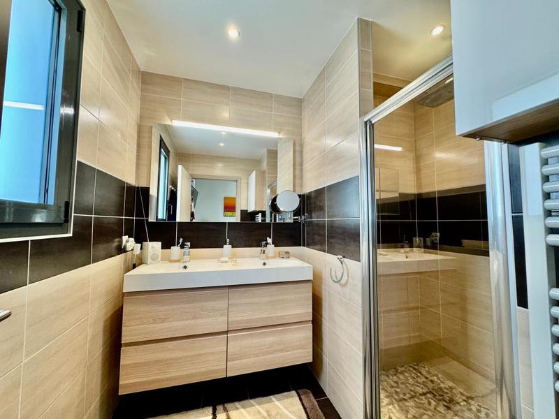 Appartement - 123 m² - 4 pièces