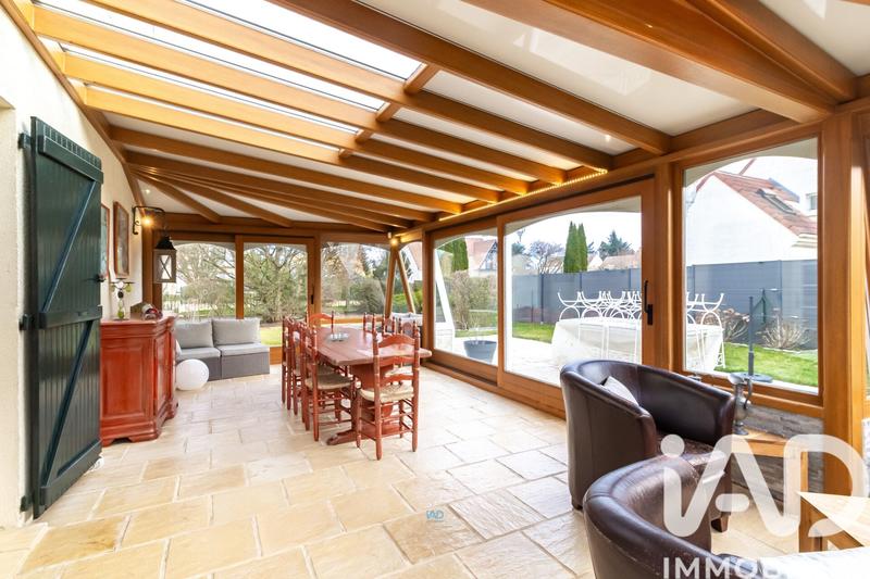 Maison - 180 m² - 7 pièces