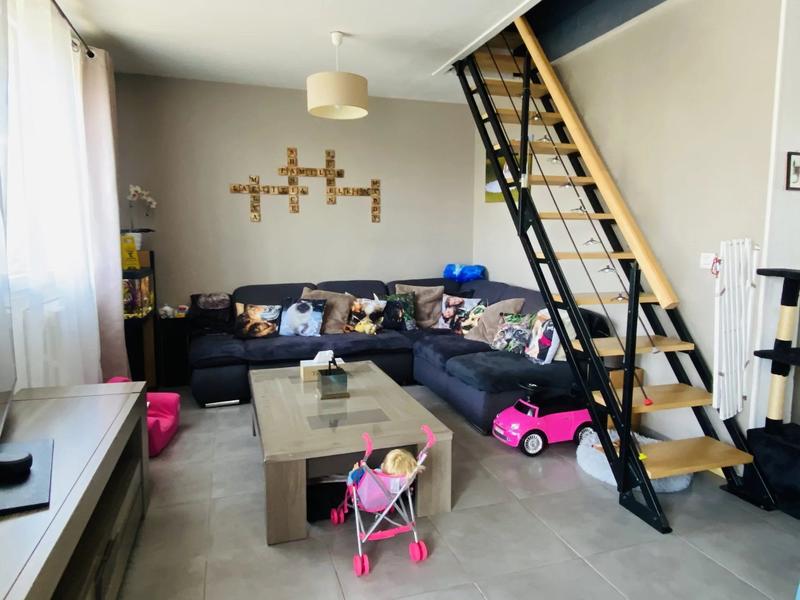 Maison - 87 m² - 6 pièces