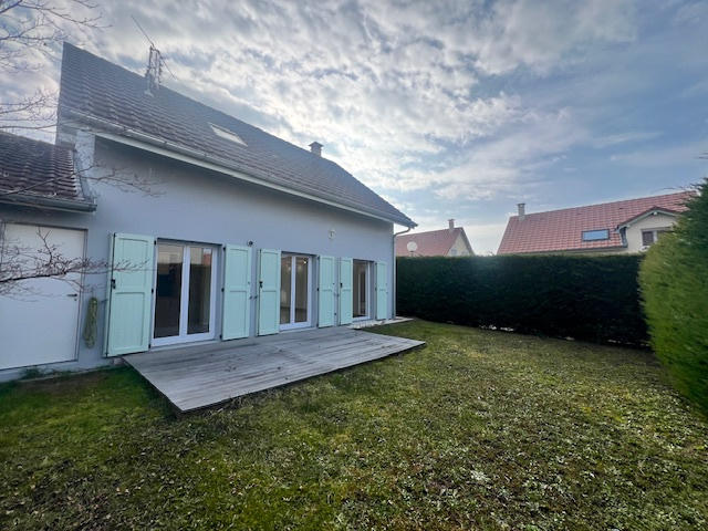 Maison - 104 m² - 5 pièces