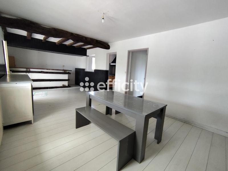 Maison - 180 m² - 8 pièces