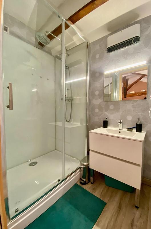 Maison - 187 m² - 7 pièces