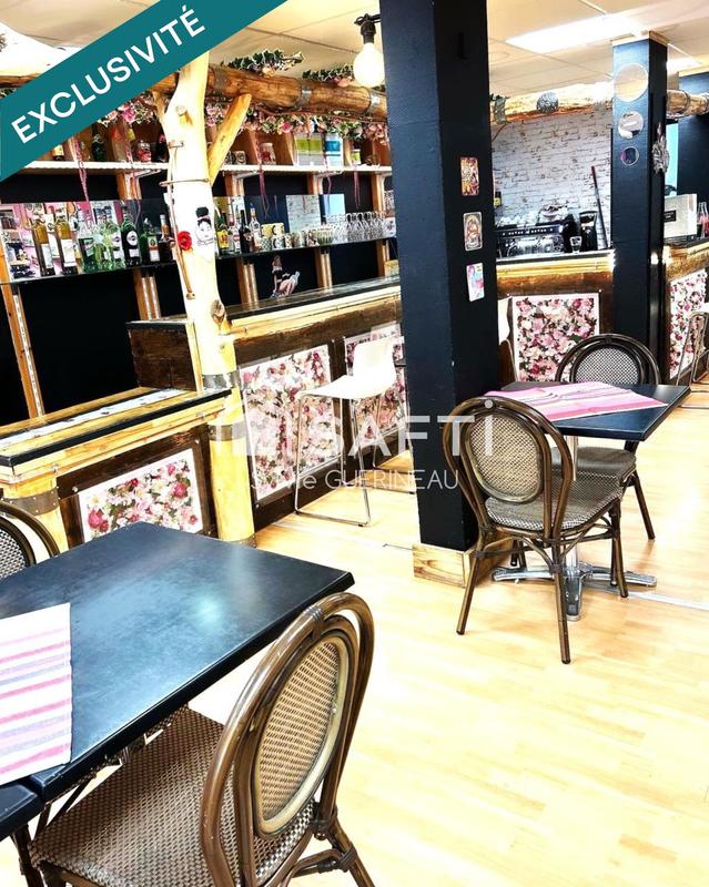 Local commercial - 142 m² - 4 pièces