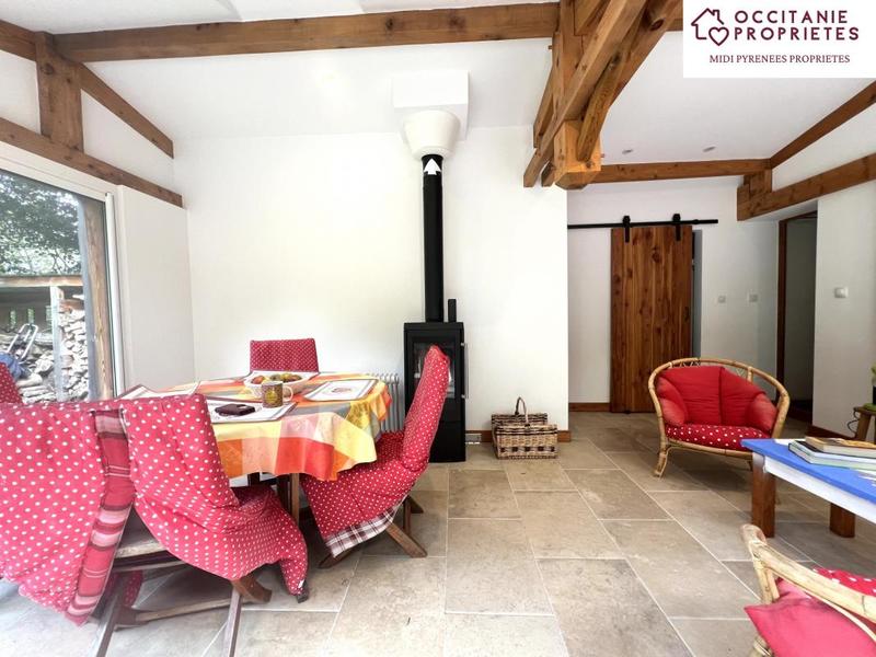 Propriété - 86 m² - 4 pièces