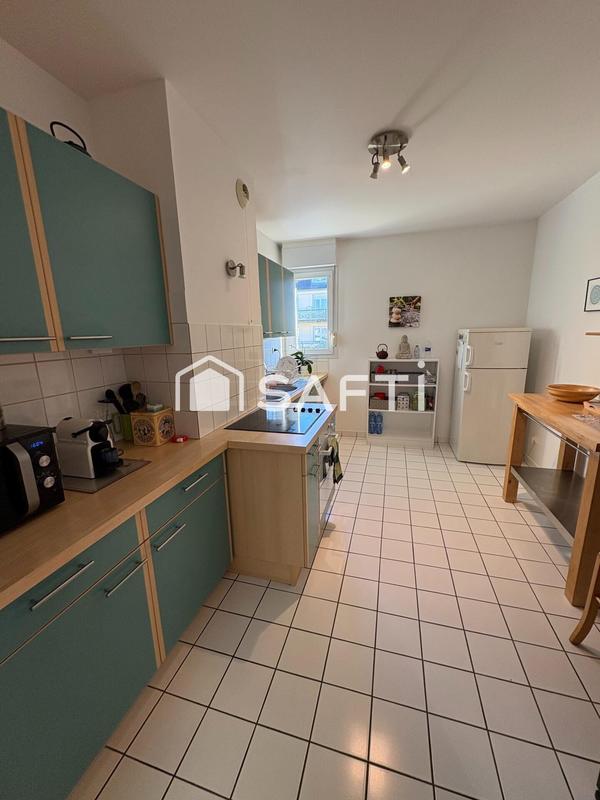 Appartement - 100 m² - 4 pièces