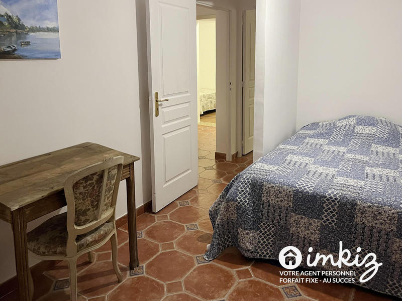 Maison - 228 m² - 8 pièces