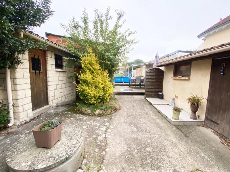 Maison - 64 m² - 4 pièces