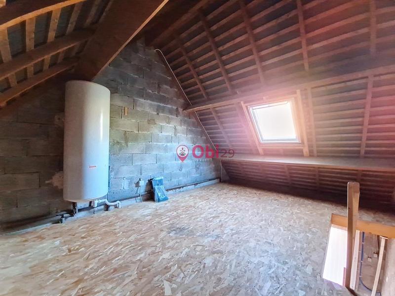 Maison - 95 m² - 5 pièces