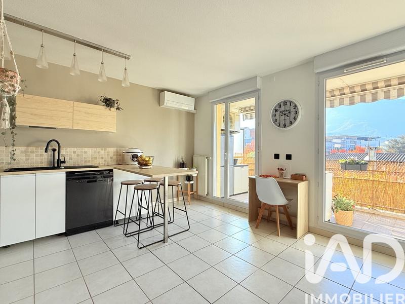 Appartement - 85 m² - 4 pièces