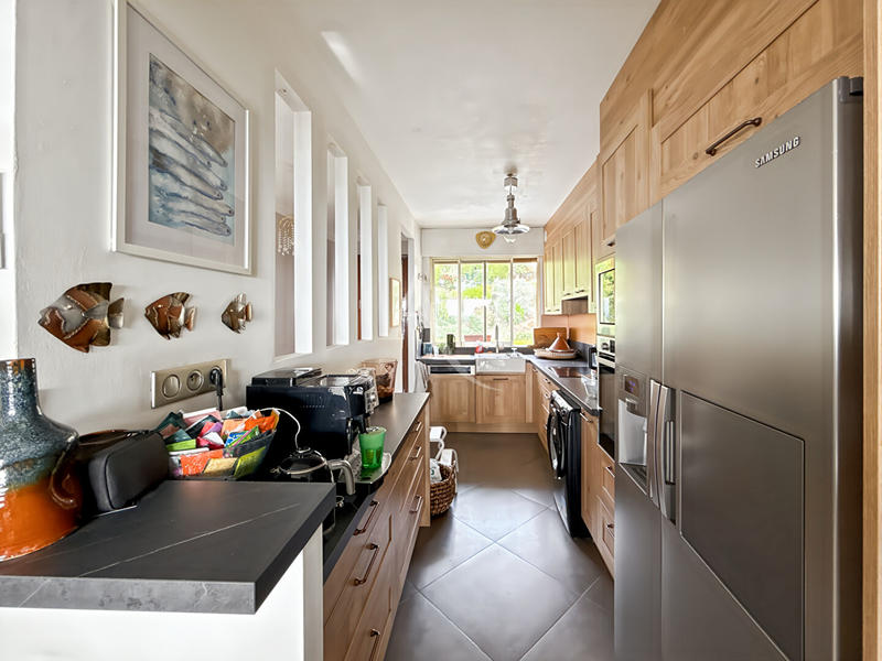 Appartement - 93 m² - 4 pièces