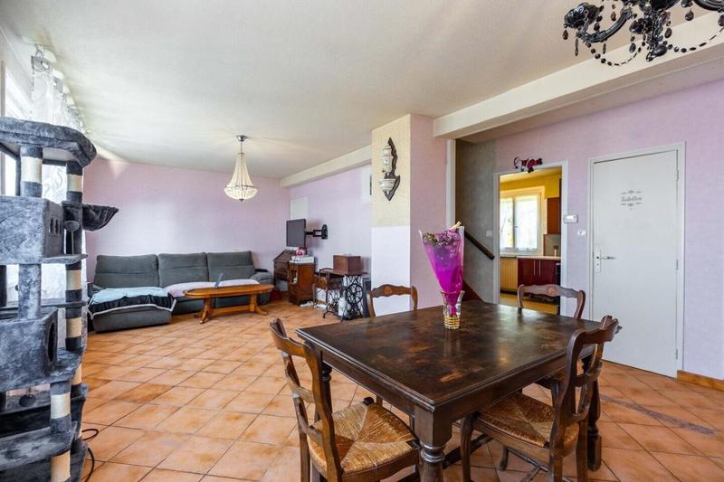 Maison - 112 m² - 6 pièces