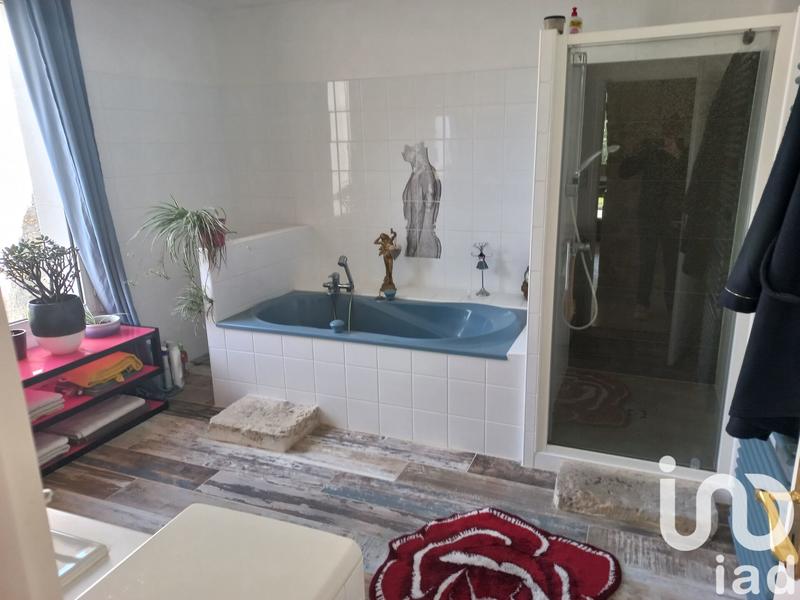 Maison - 196 m² - 5 pièces