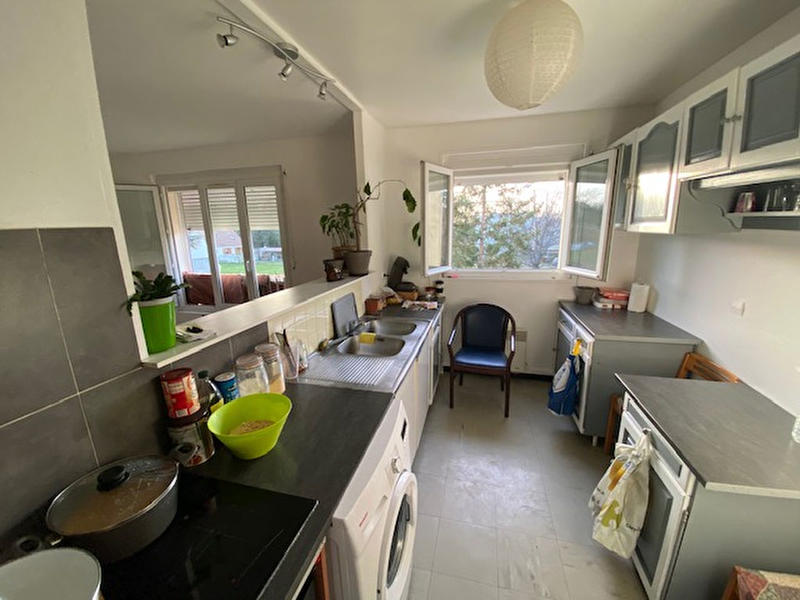 Appartement - 85 m² - 4 pièces