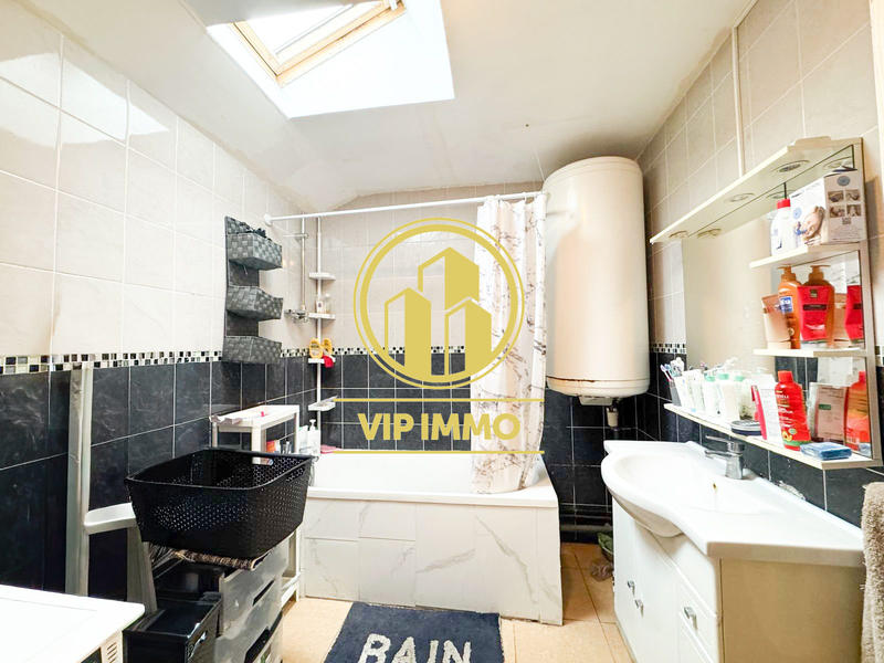 Appartement - 72 m² - 5 pièces