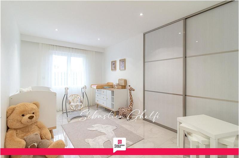 Maison - 148 m² - 7 pièces