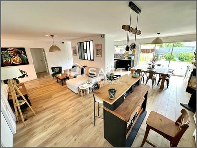 Maison - 145 m² - 5 pièces