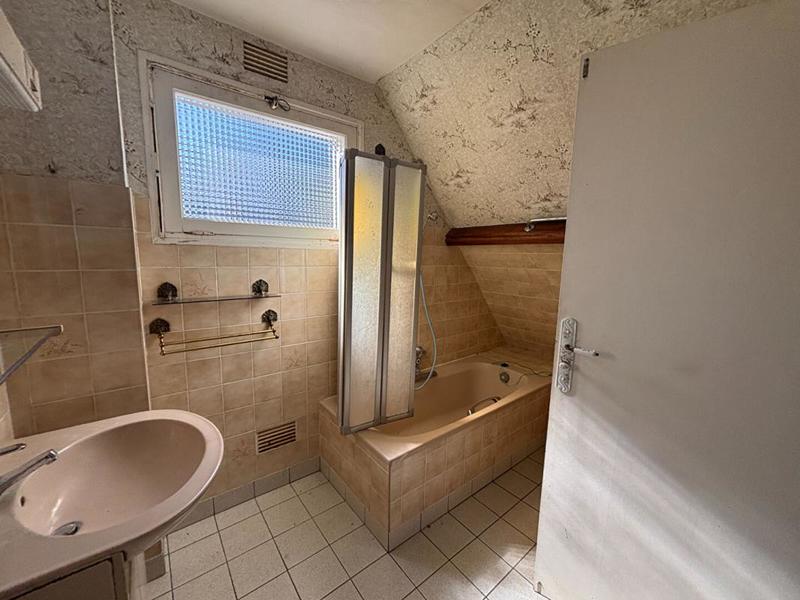 Maison - 123 m² - 6 pièces