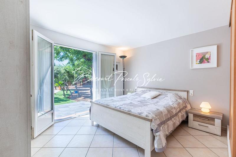 Maison - 178 m² - 7 pièces