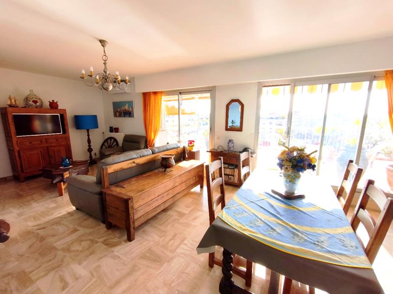 Appartement - 104 m² - 4 pièces