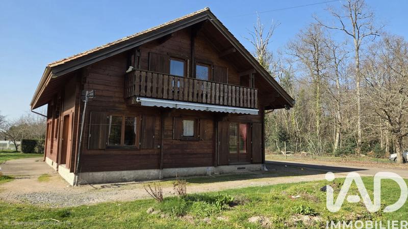 Châlet - 180 m² - 9 pièces