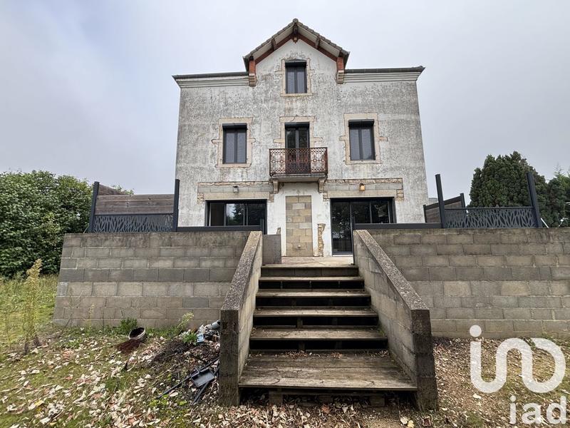 Maison - 190 m² - 6 pièces