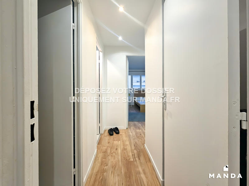 Chambre - 10 m² - 5 pièces