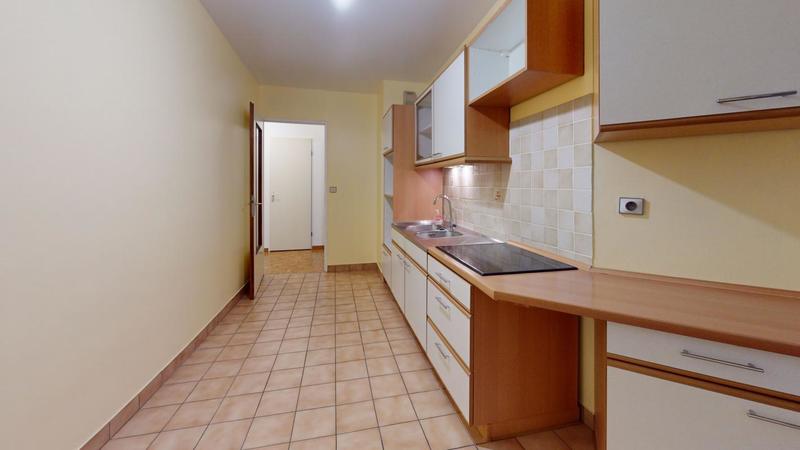 Appartement - 77 m² - 3 pièces