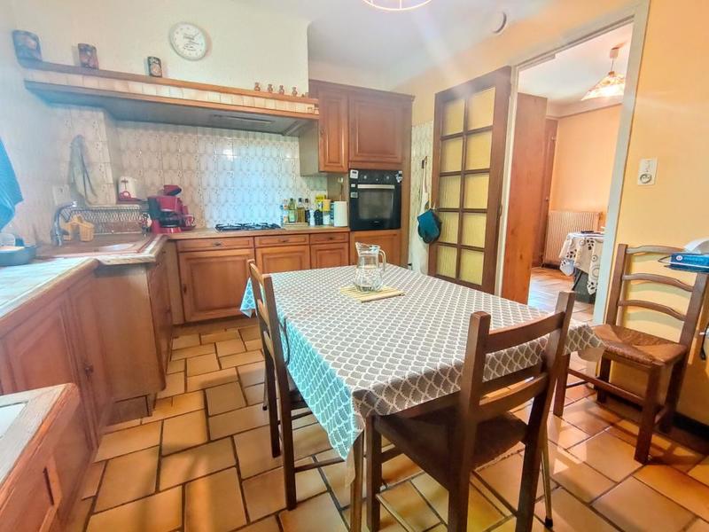 Propriété - 302 m² - 12 pièces