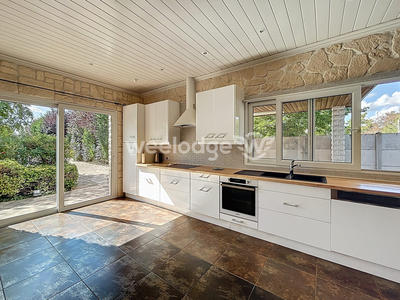 Villa - 200 m² - 7 pièces