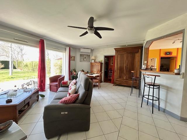 Propriété - 114 m² - 4 pièces