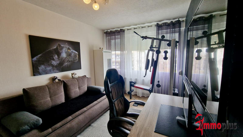 Appartement - 101 m² - 5 pièces