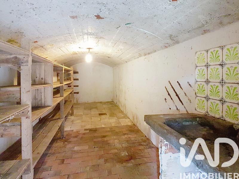 Maison - 212 m² - 8 pièces