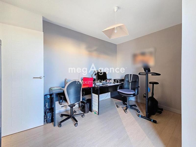 Maison - 166 m² - 6 pièces